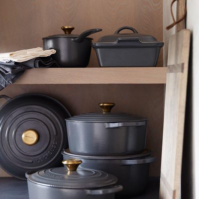 Le Creuset ® Signature 6.75-Qt. Gold Cerise Enameled Cast Iron Oval Dutch Oven - image 5 of 4