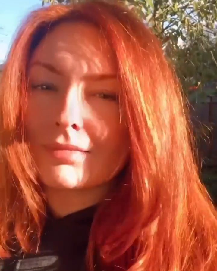 Light Ginger Copper Red Hair Dye Kit | Carrara Crimson 7RC | Madison Reed